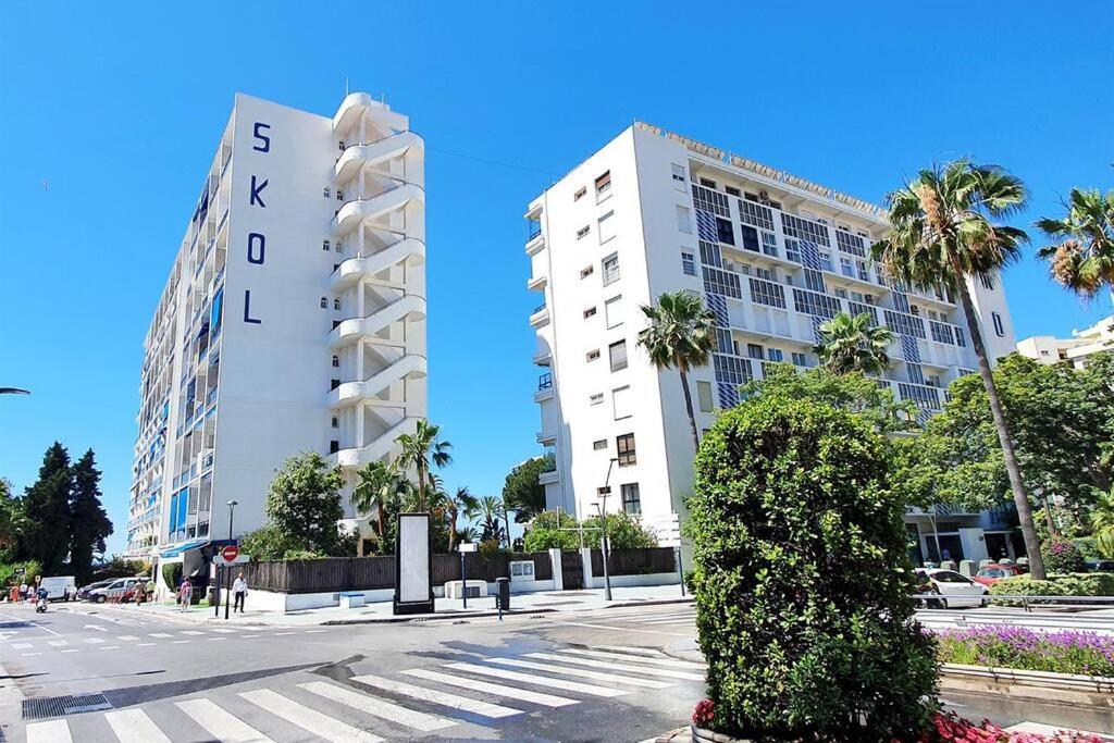 Skol 521. Fantastic Studio On The Beachfront For Holiday Rental. Marbella Eksteriør bilde