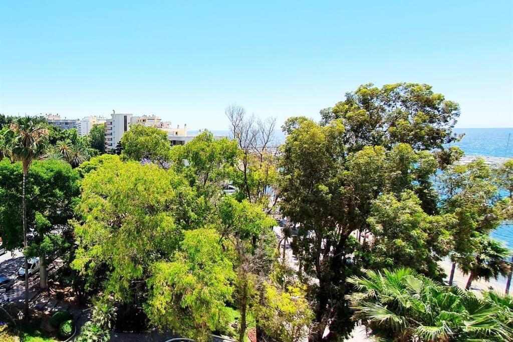Skol 521. Fantastic Studio On The Beachfront For Holiday Rental. Marbella Eksteriør bilde