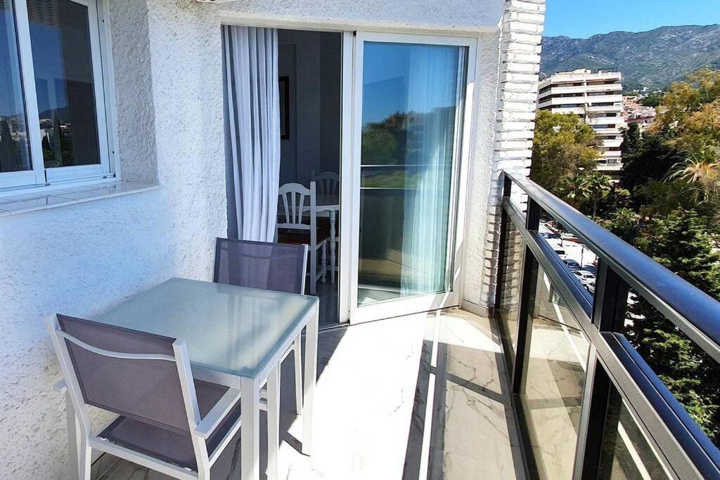 Skol 521. Fantastic Studio On The Beachfront For Holiday Rental. Marbella Eksteriør bilde